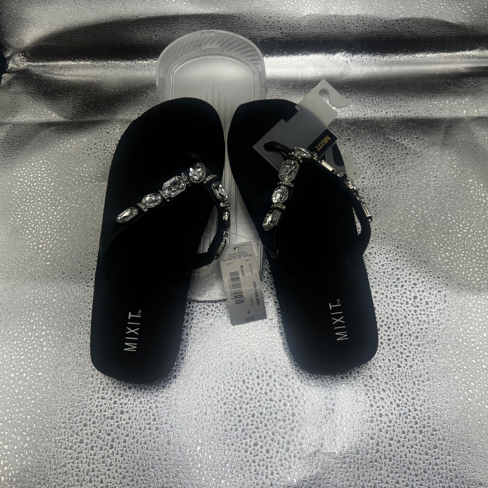 Mixit Womens Black Rhinestone Embellished Flip Flop Sandals Size 8 NWT